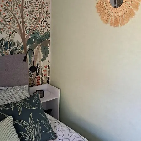 Appartement Studio Phannie Libre 28 Aout Au 5 Septembre Et Apres 24 Octobre Base Ideale Cure A 50M Parking Wi-Fi *